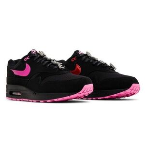 Air max 1
Valentine's day 2025
Brand new